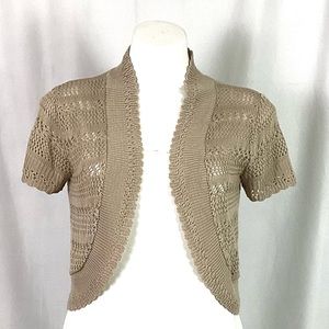 Lennie for Nina Leanard shrug